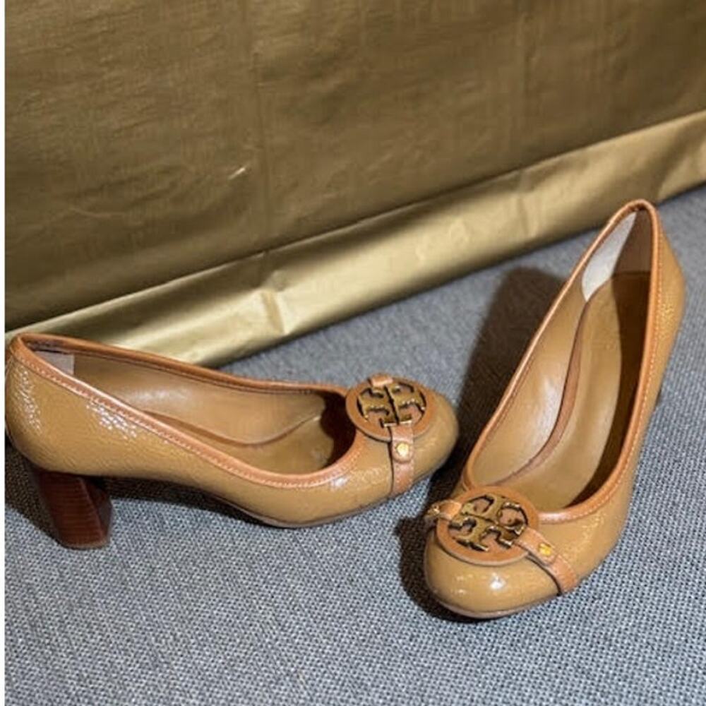 Women’s Tan Patent Leather Block Heel Pumps with Buckle Detail - Picture 10 of 10